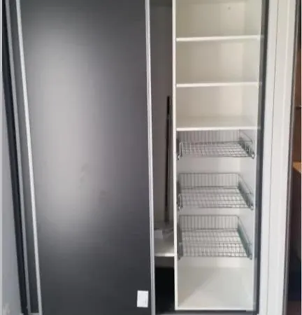 With Private Bathroom And Kitchen 아파트 *
